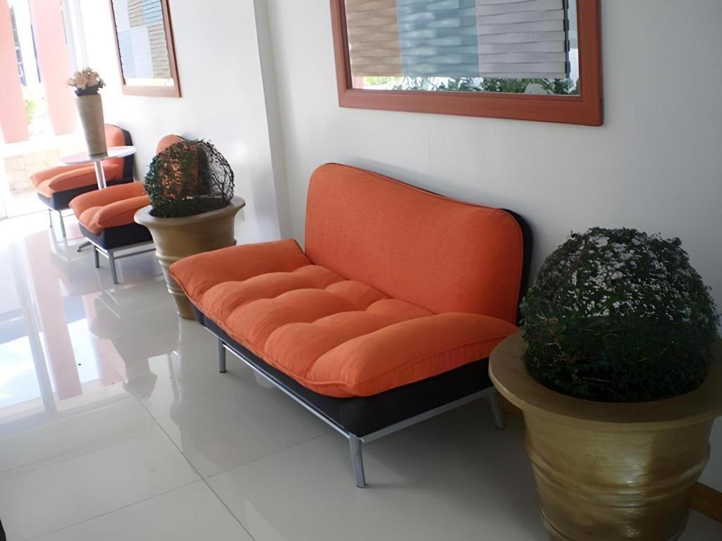 Regal Plaza Hotel Nabua Dış mekan fotoğraf